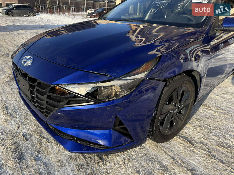 Hyundai Elantra 2023