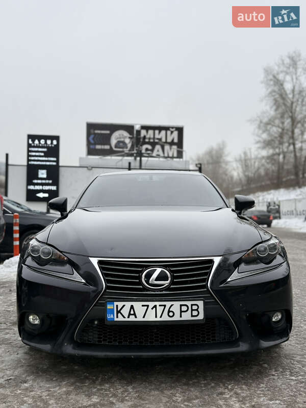 Lexus-3