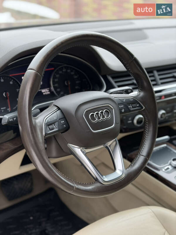 Audi-45