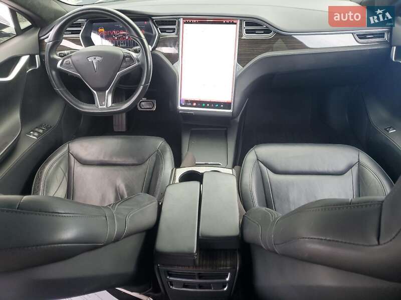 Tesla Model S 2016