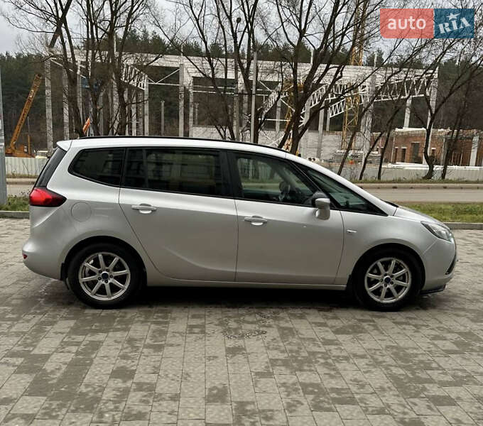 Opel Zafira 2013