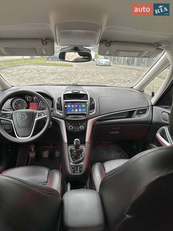 Opel Zafira 2013