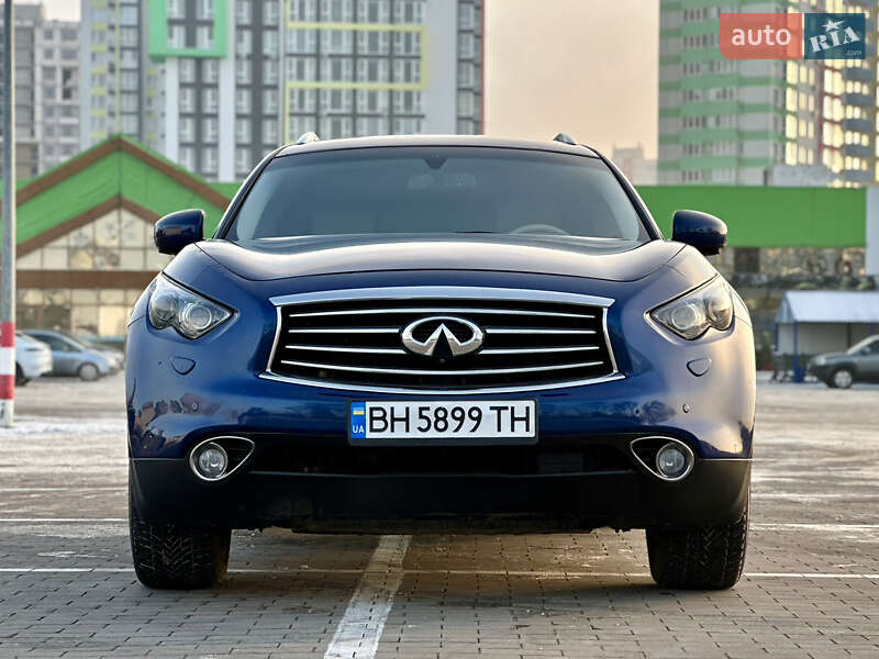 Infiniti-60