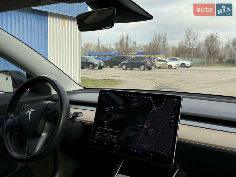 Tesla Model 3 2019
