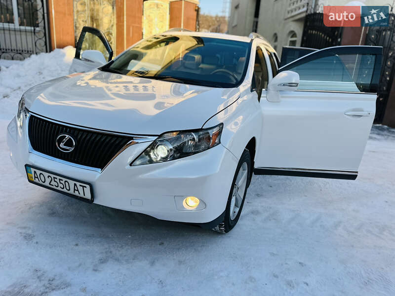 Lexus-102