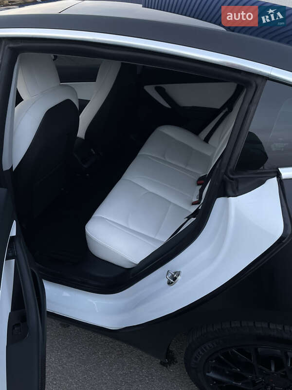 Tesla-62