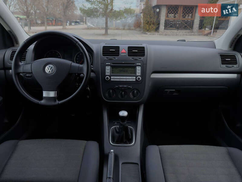 Volkswagen Golf 2008