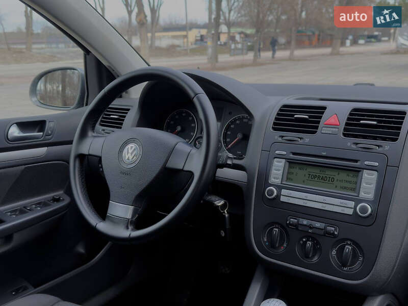 Volkswagen Golf 2008