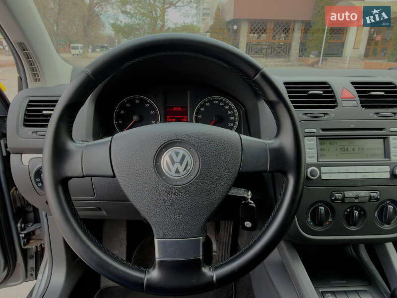 Volkswagen Golf 2008