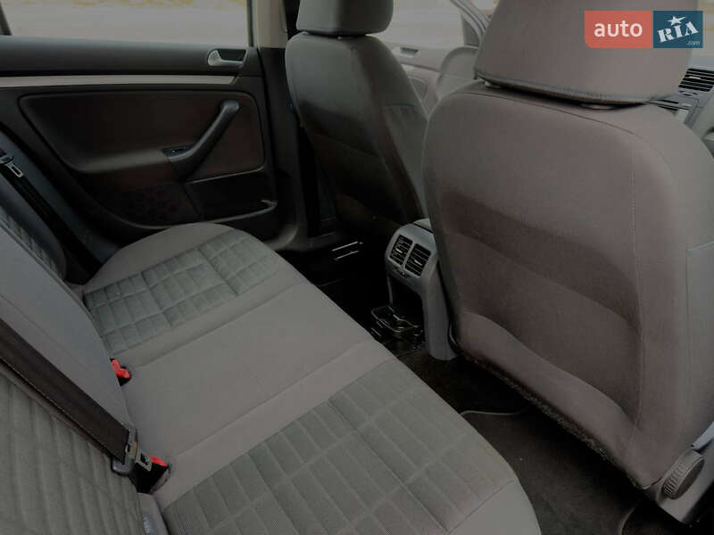 Volkswagen Golf 2008