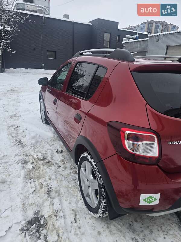 Renault Sandero 2016