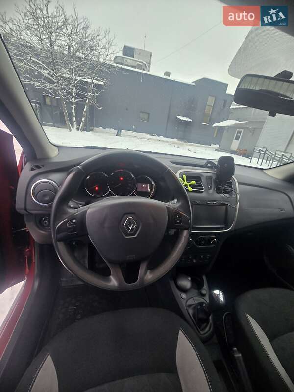 Renault Sandero 2016