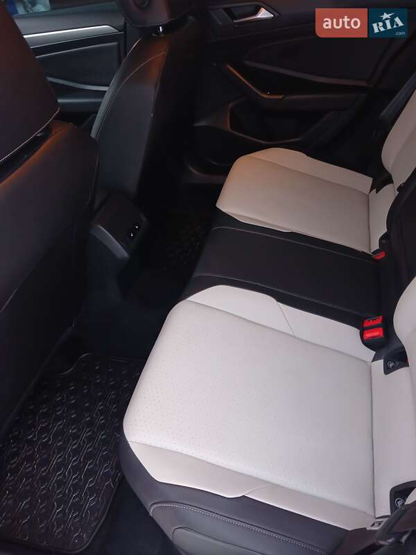 Volkswagen Jetta 2020