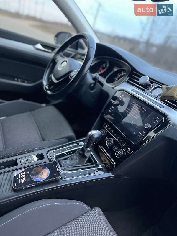 Volkswagen Passat 2019
