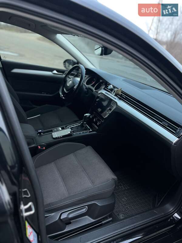 Volkswagen Passat 2019