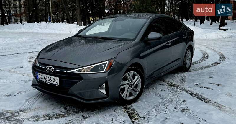 Hyundai Elantra 2019