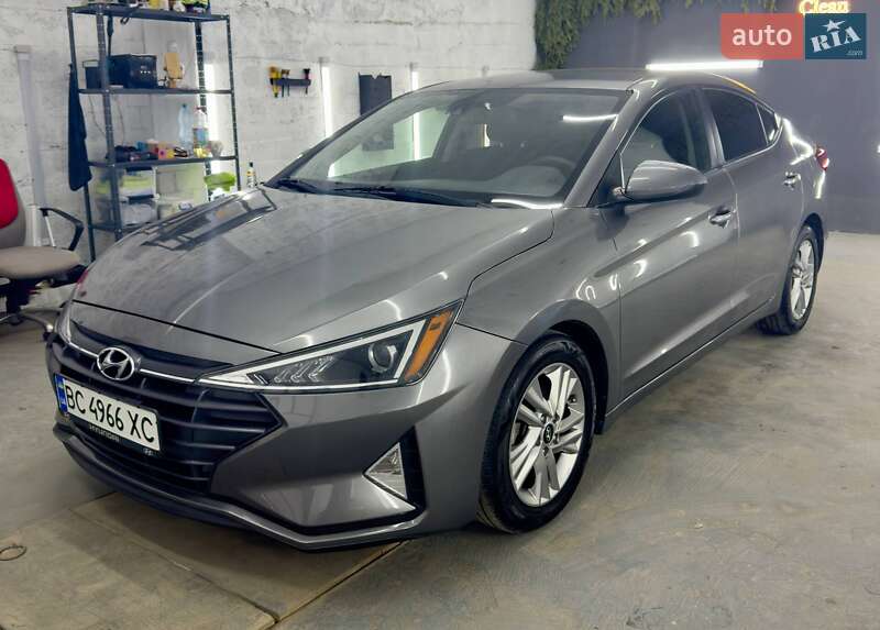 Hyundai Elantra 2019