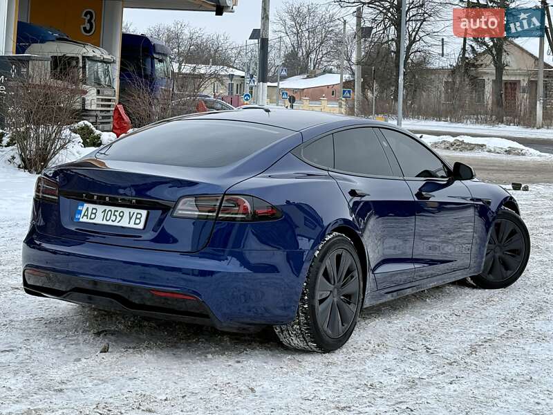 Tesla-44