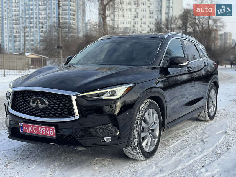 Infiniti-33