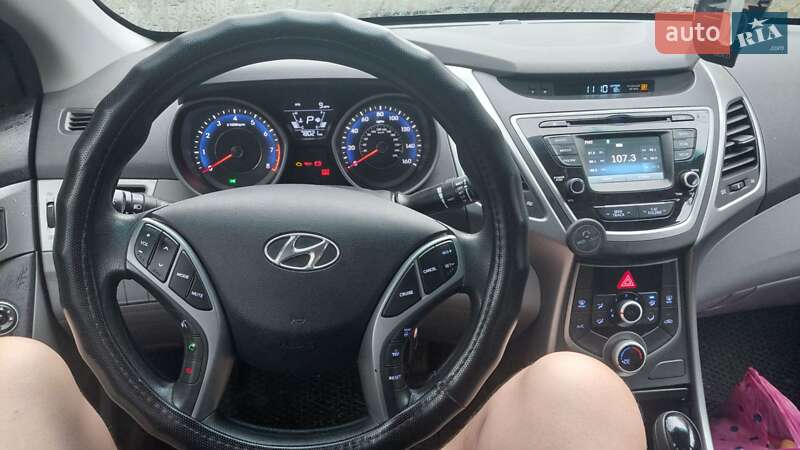 Hyundai Elantra 2014