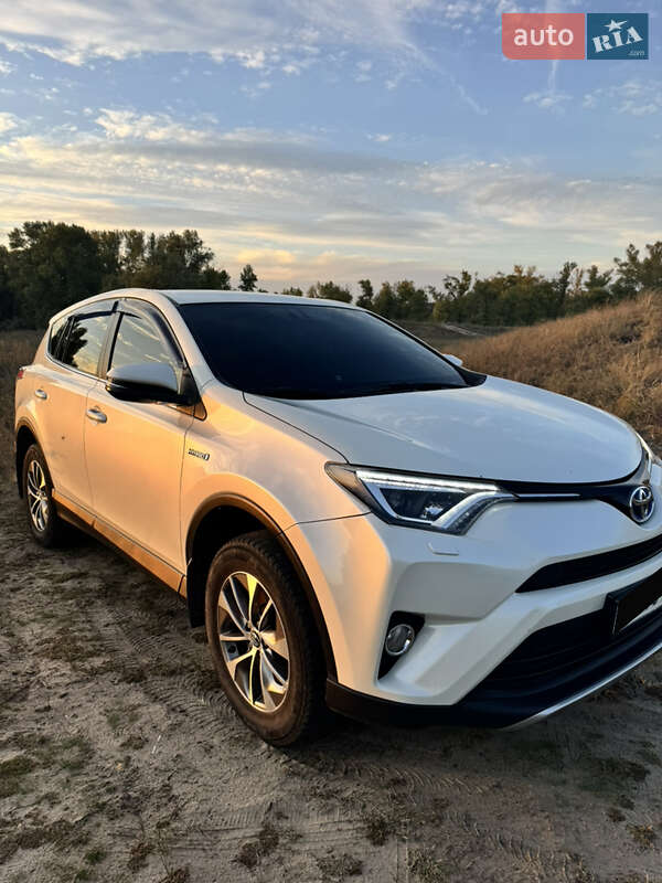 Toyota RAV4 2016