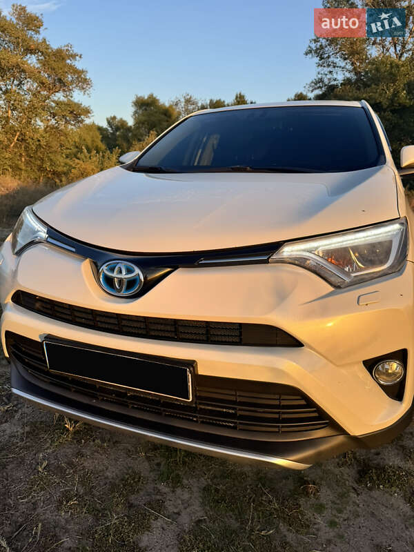 Toyota RAV4 2016