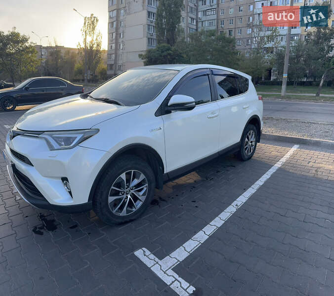 Toyota RAV4 2016