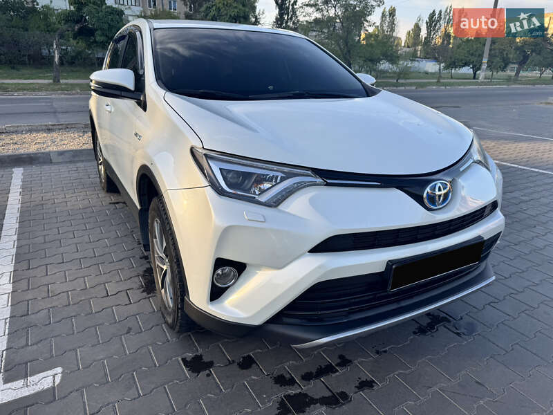 Toyota RAV4 2016
