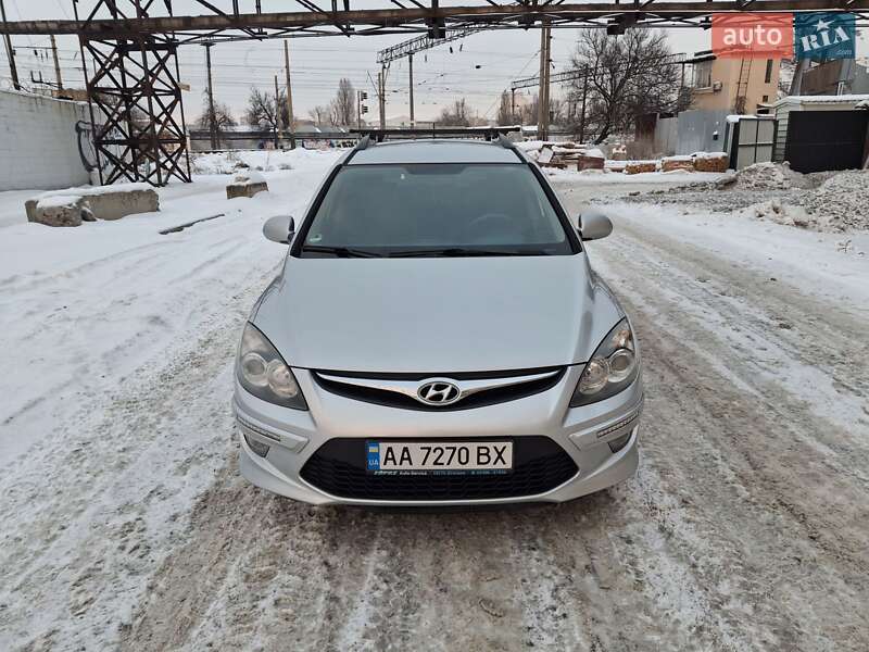 Hyundai i30 2011