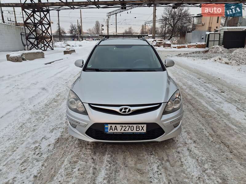 Hyundai i30 2011