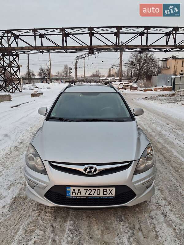 Hyundai i30 2011