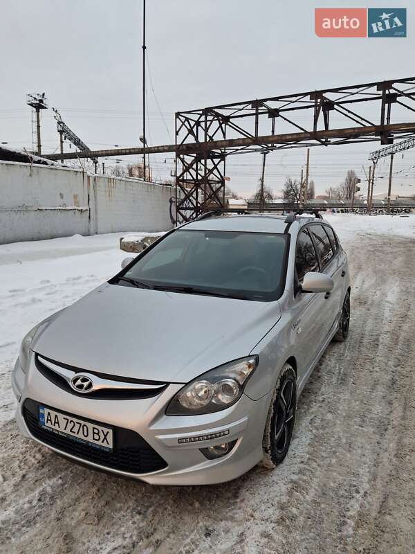 Hyundai i30 2011