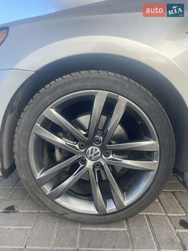 Volkswagen Passat 2016