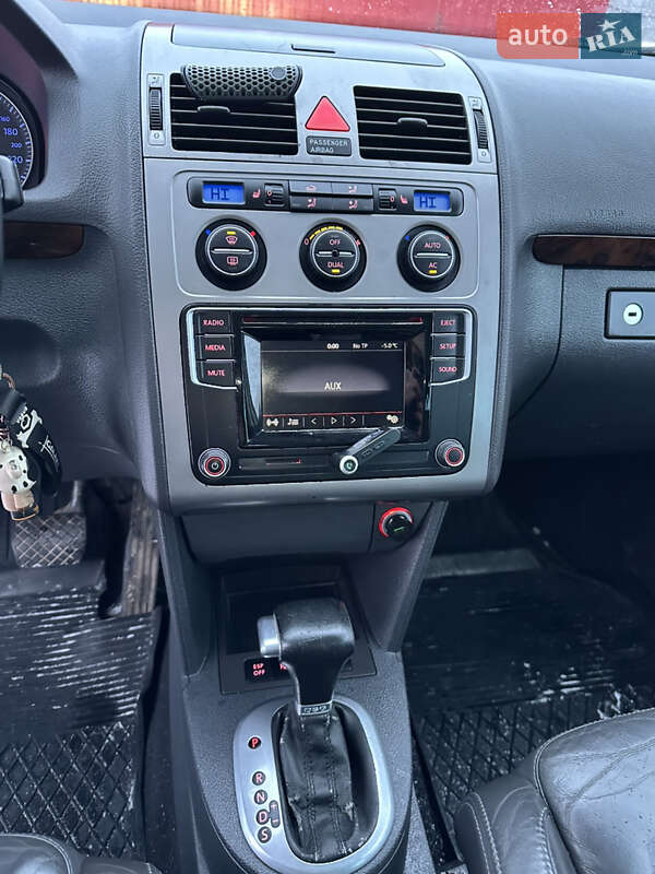 Volkswagen Touran 2008