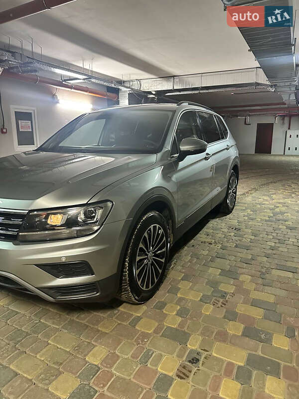 Volkswagen Tiguan 2021