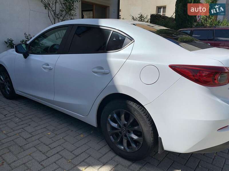 Mazda 3 2017