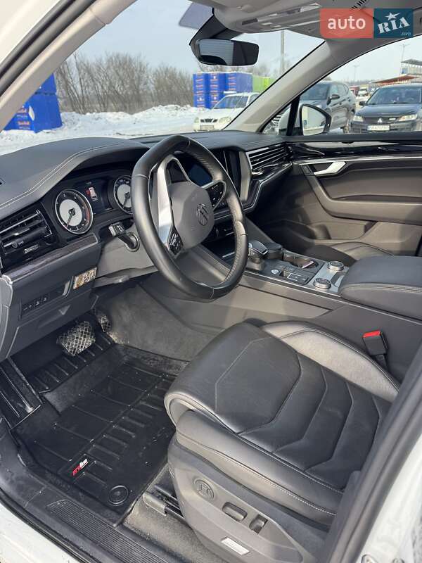 Volkswagen Touareg 2021