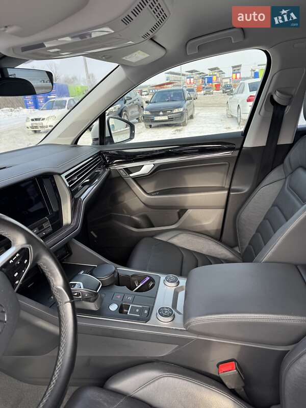 Volkswagen Touareg 2021