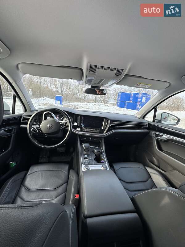 Volkswagen Touareg 2021