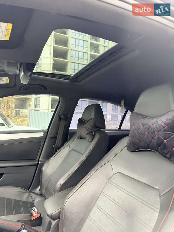 Volkswagen Jetta 2012