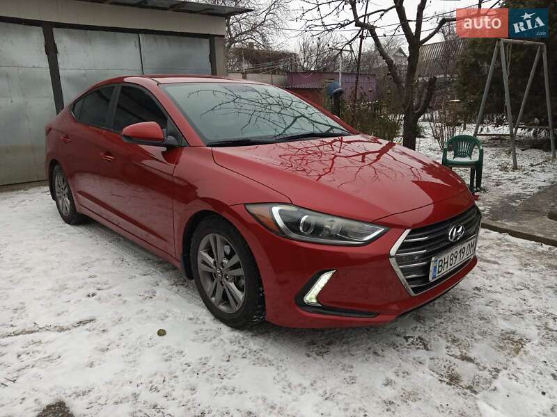 Hyundai Elantra 2016