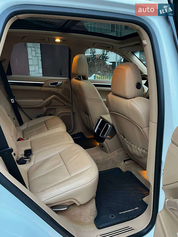 Porsche Cayenne 2013