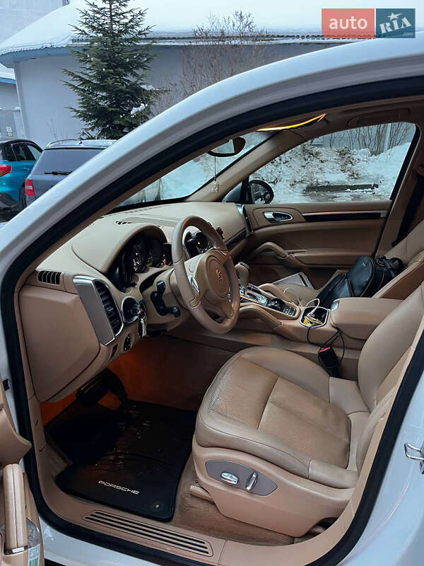 Porsche Cayenne 2013