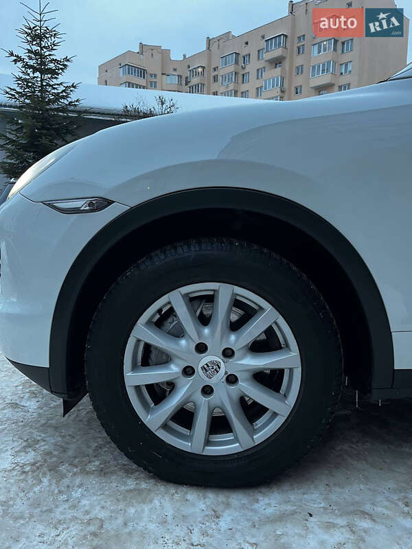 Porsche Cayenne 2013