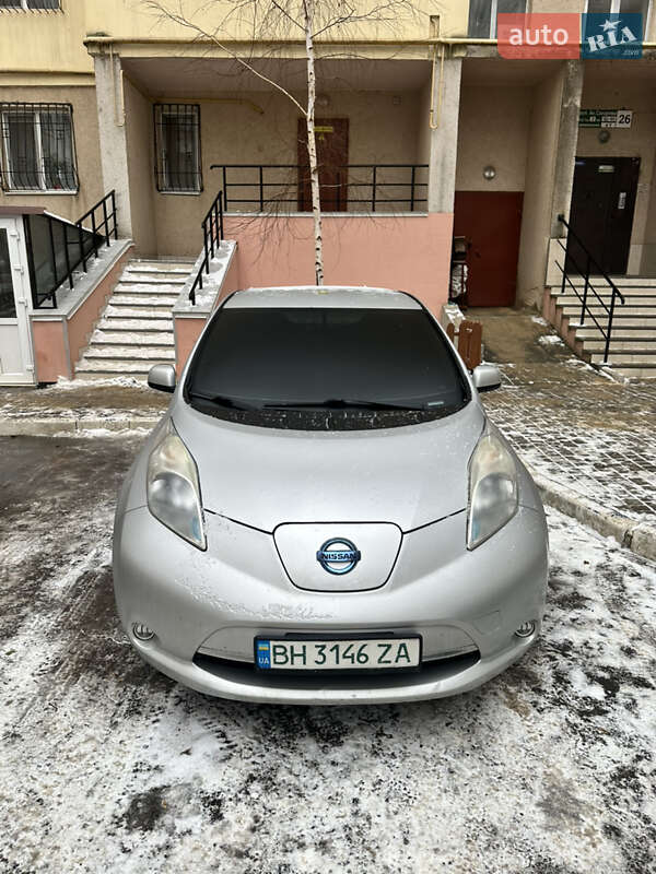 Nissan Leaf 2015