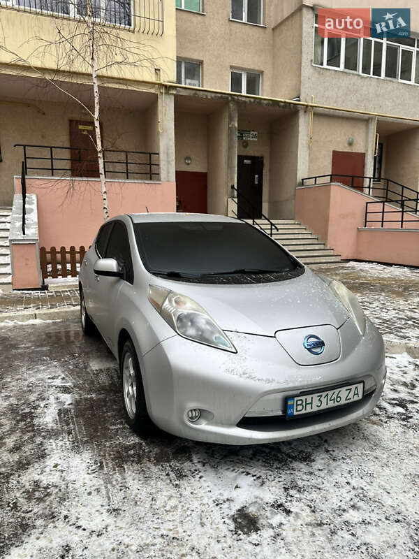 Nissan Leaf 2015