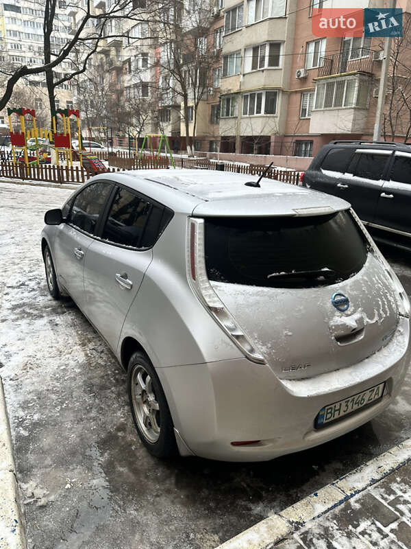 Nissan Leaf 2015