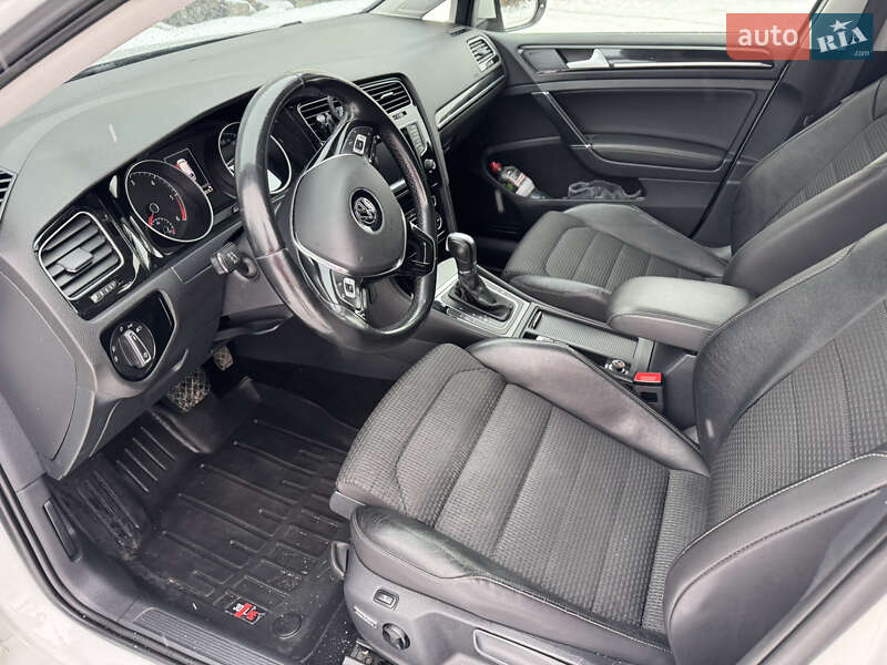 Volkswagen Golf 2015