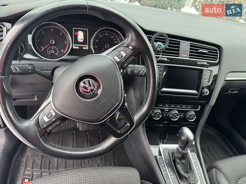 Volkswagen Golf 2015