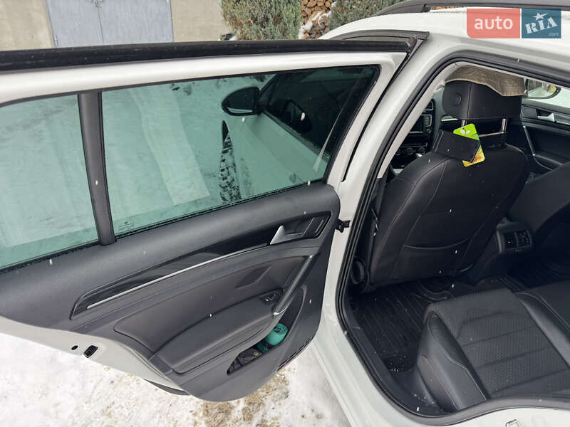 Volkswagen Golf 2015